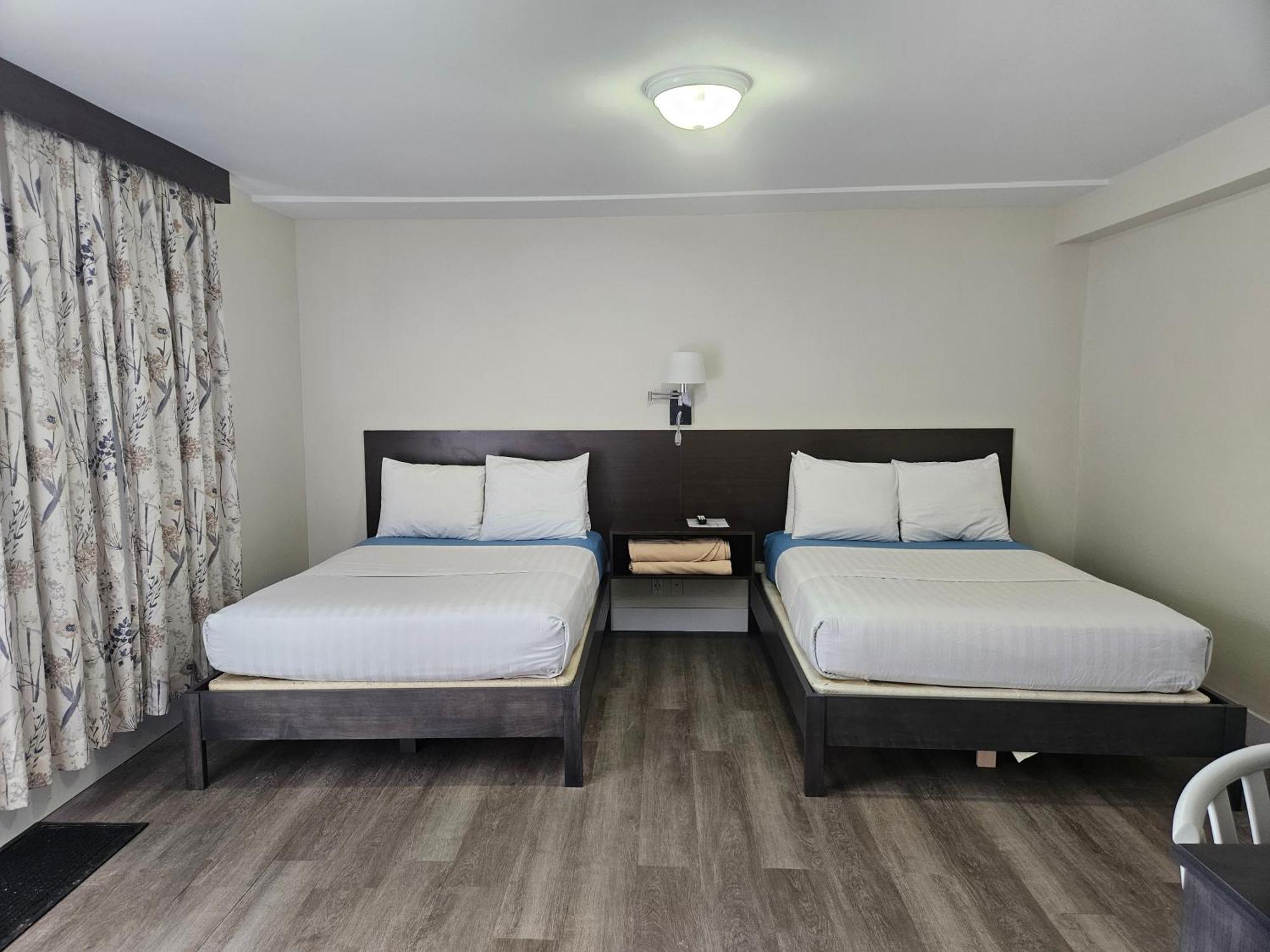 Leelas Villa Inn Flesherton エクステリア 写真